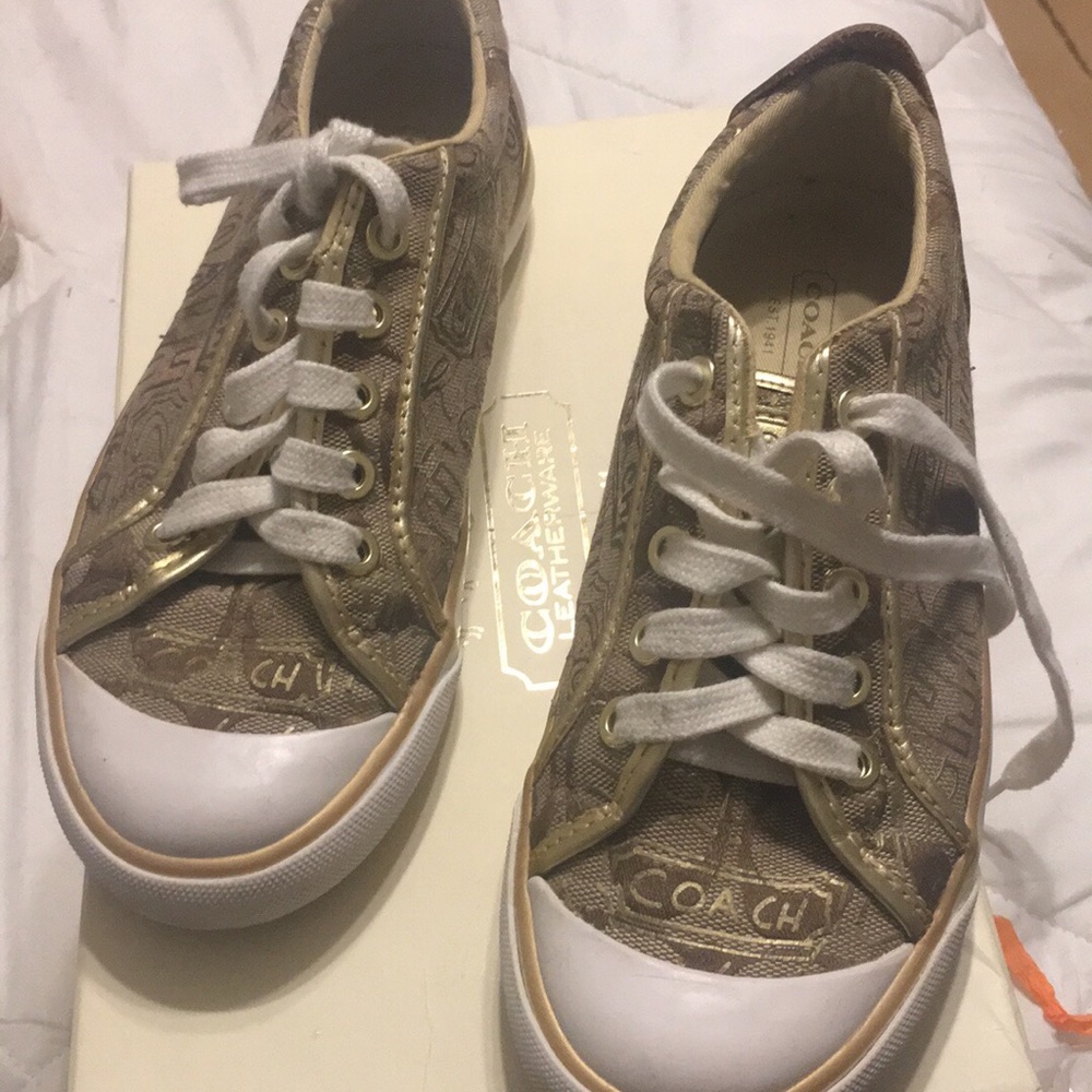 Coach women’s